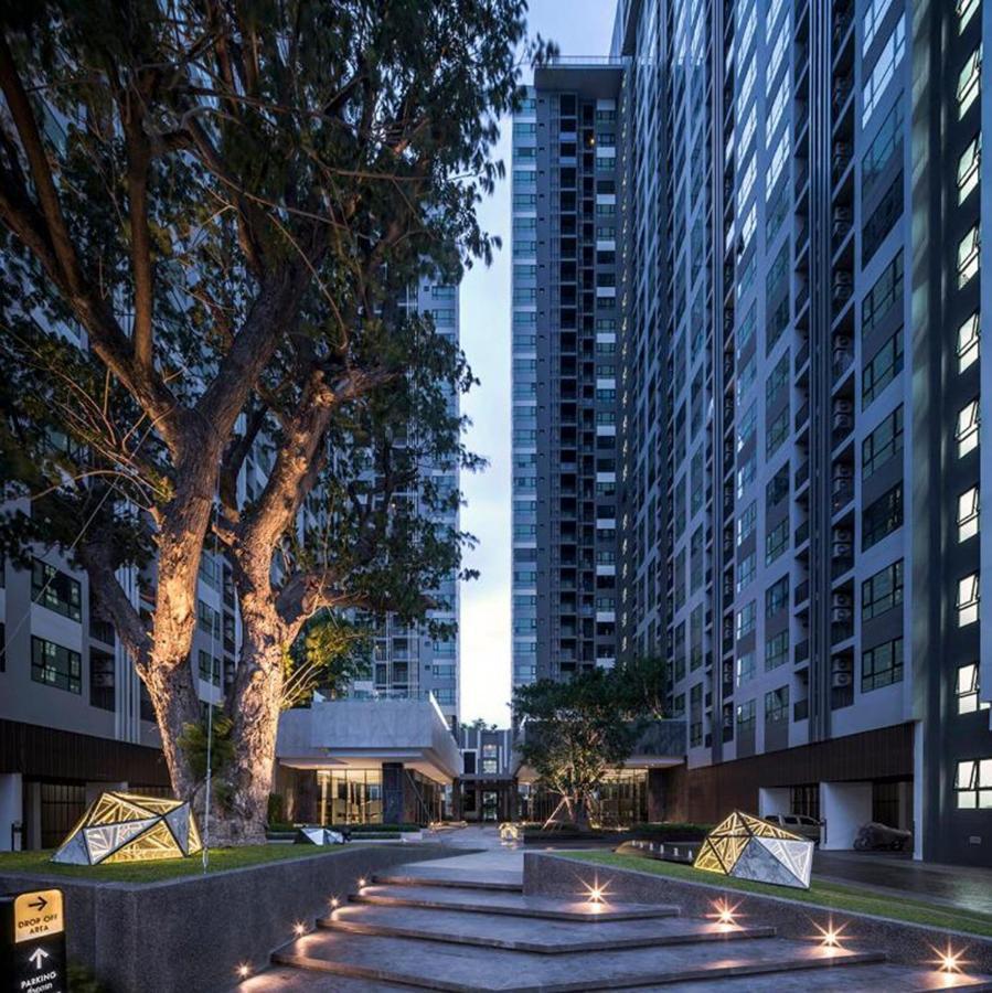 The Base Central Apartments Pattaya Eksteriør billede