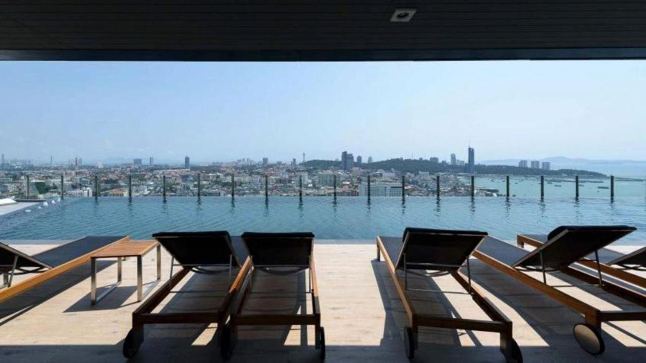 The Base Central Apartments Pattaya Eksteriør billede
