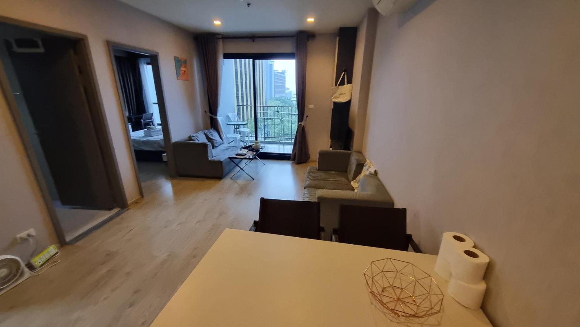 The Base Central Apartments Pattaya Eksteriør billede